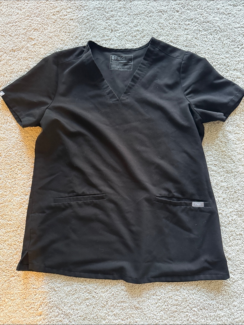 FIGS Black V-Neck Short Sleeve Scrub Top